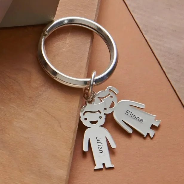 Personalized Family Kids Couple Metal Keychain | Custom Gift - GiftCity